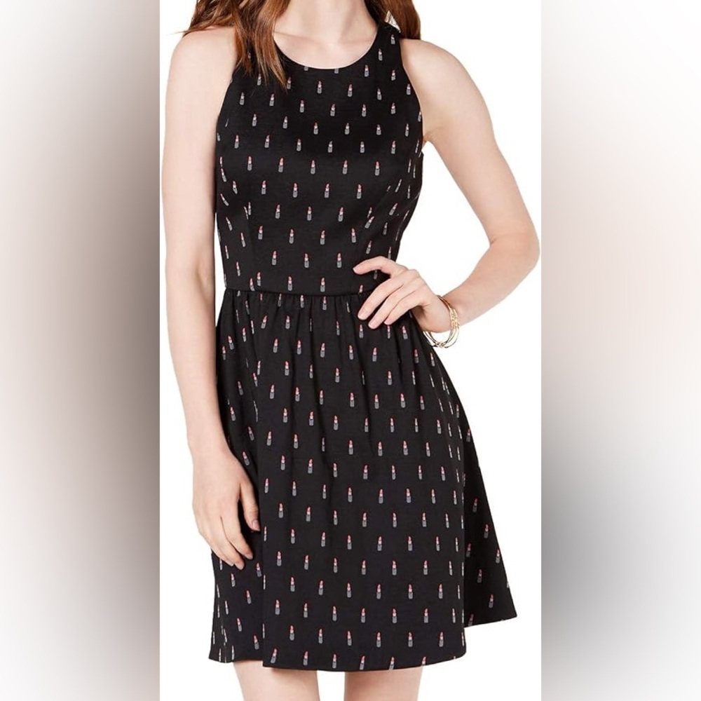 Madison Jules fit and flare dress size 8. Party kiss print. Polka dot styleNWTS